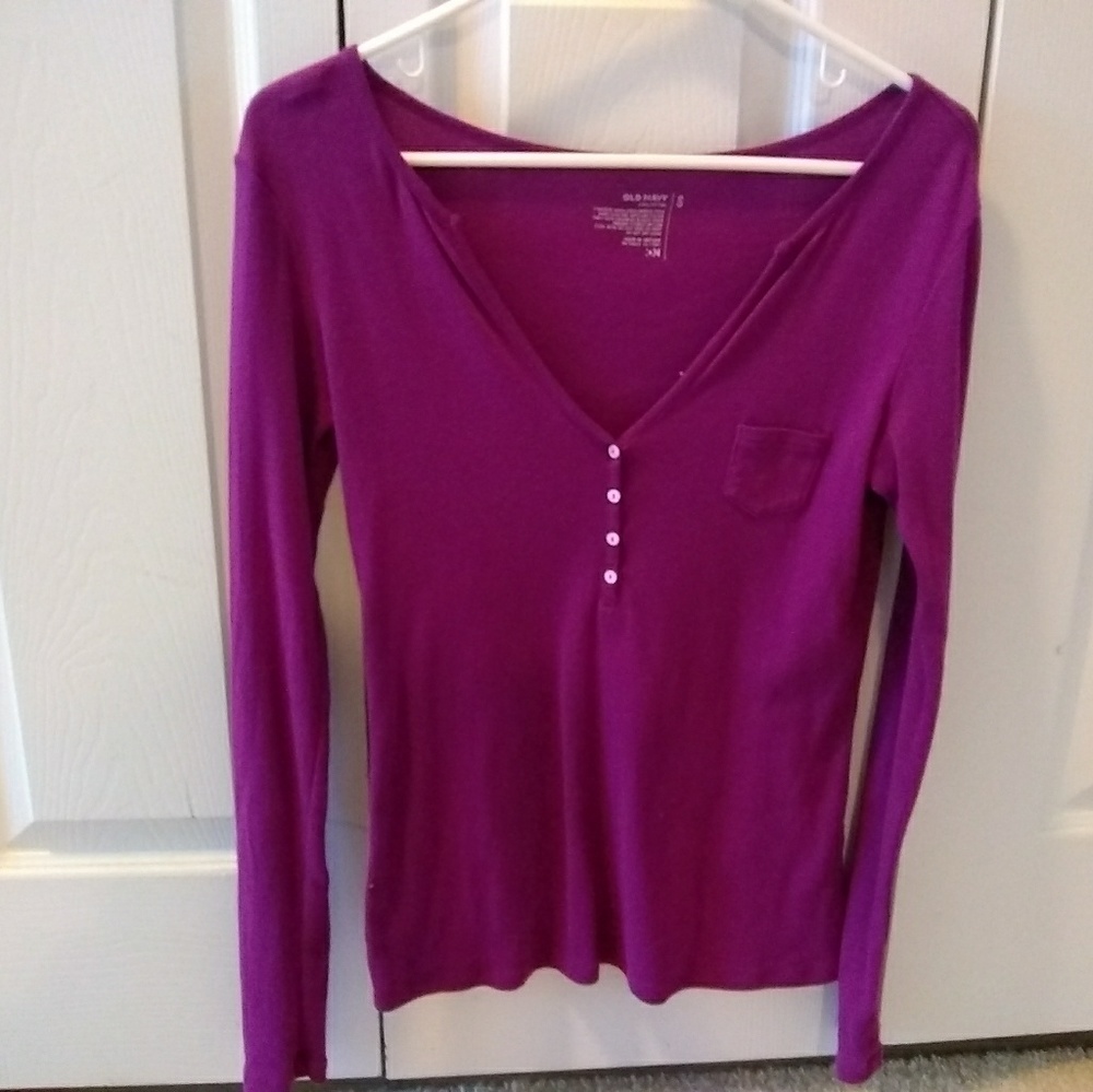 Fuscia long sleeved shirt